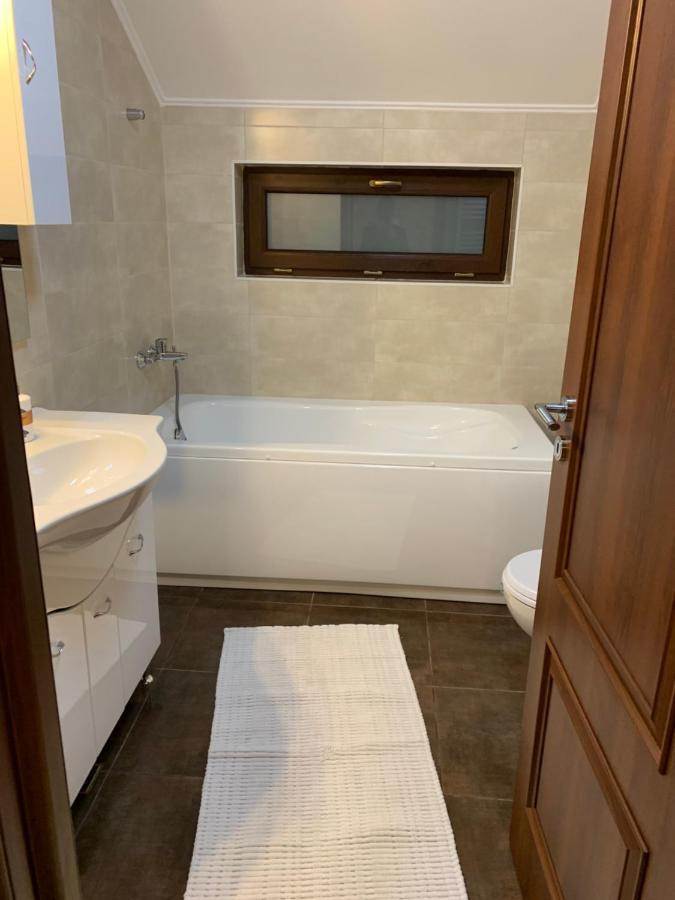 Vila Pati Плоешти Экстерьер фото