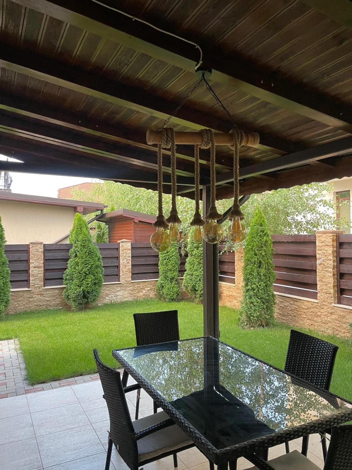 Vila Pati Плоешти Экстерьер фото
